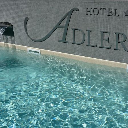 Hotel Adler Alassio Exterior foto